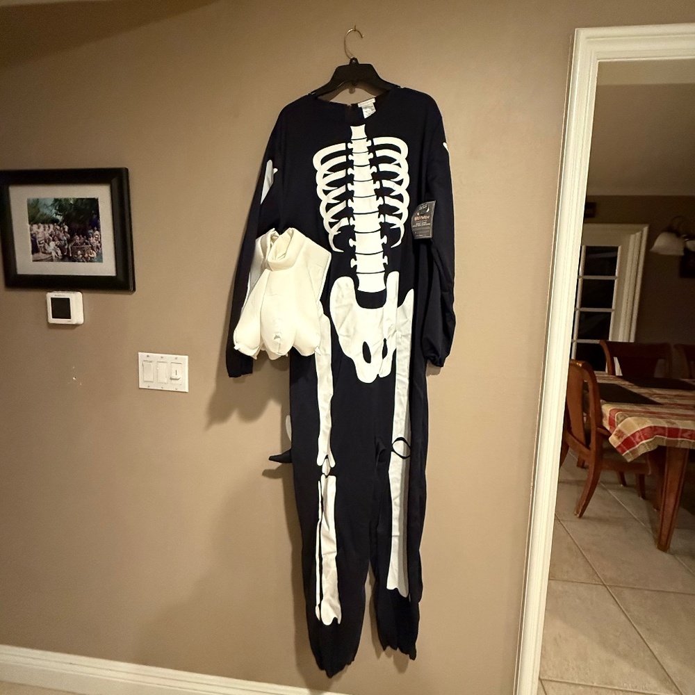 Dino Skeleton Glow-in-Dark Adult Costume (no Head)- PB - Picture 9 of 10